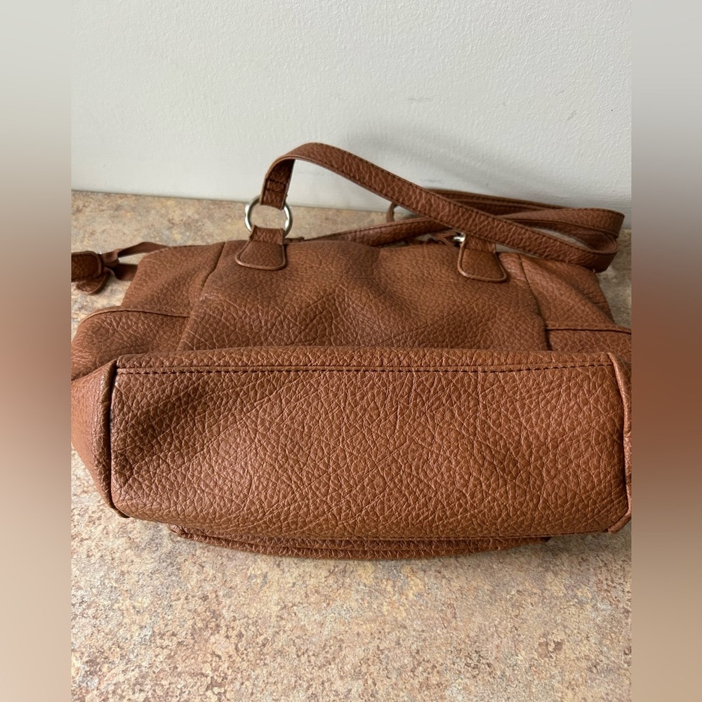 Multi-Sac Brown Vegan Pebbled Leather Purse with lots of storage spaces - Picture 8 of 13